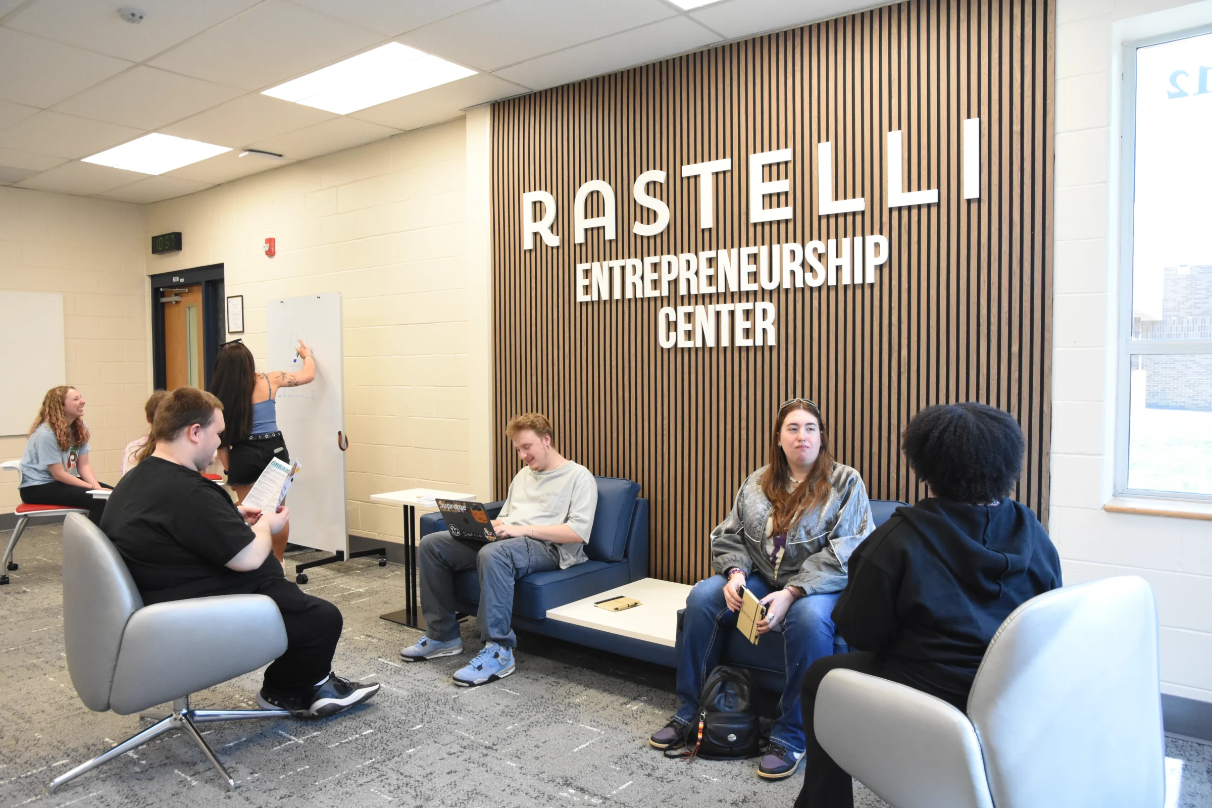 Entrepreneurship DSC 0500