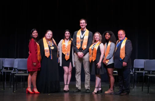 Honor Society DSC01041